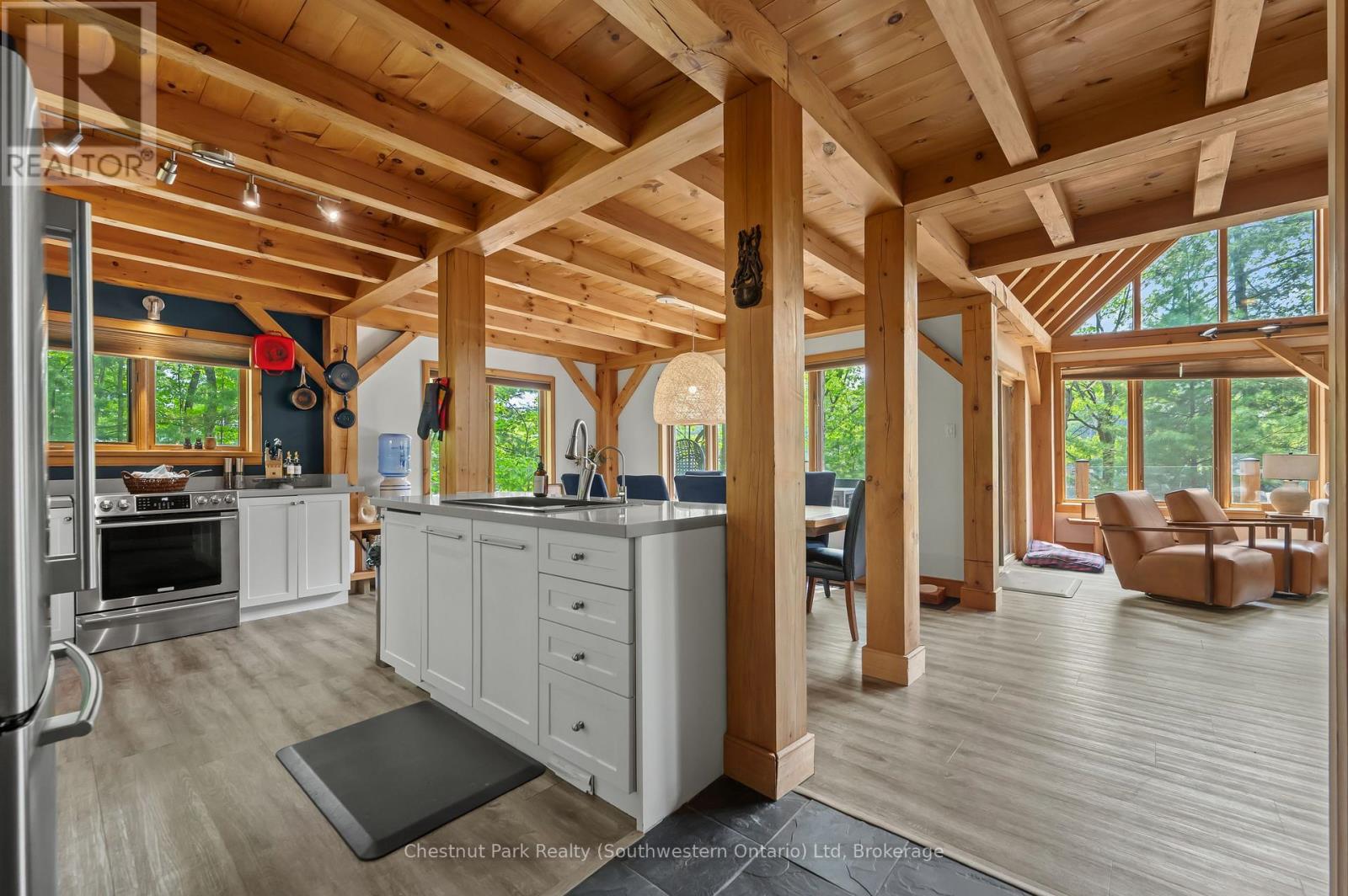 1035 Harrison Trail, Georgian Bay, Ontario  P0C 1H0 - Photo 10 - X12387572