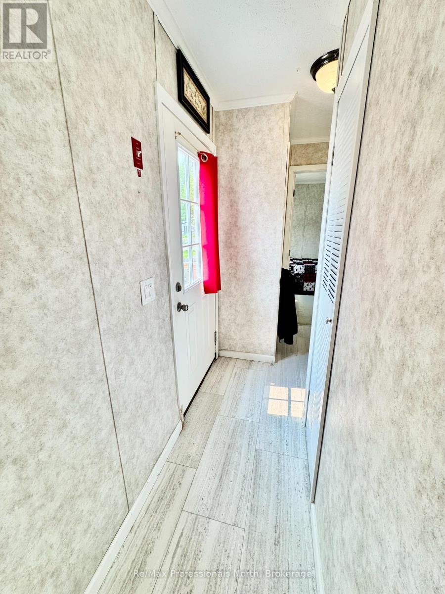 60 - 1007 Racoon Road, Gravenhurst, Ontario  P1P 0C3 - Photo 12 - X12387940