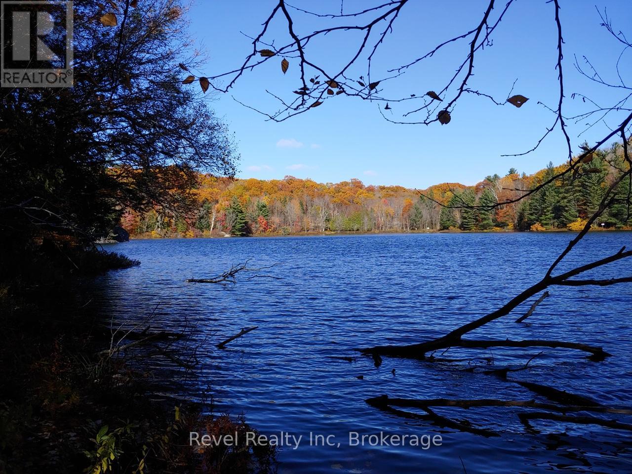 14 Zhaawashkwaa Miikan Road, Seguin, Ontario  P2A 0B2 - Photo 4 - X12388380