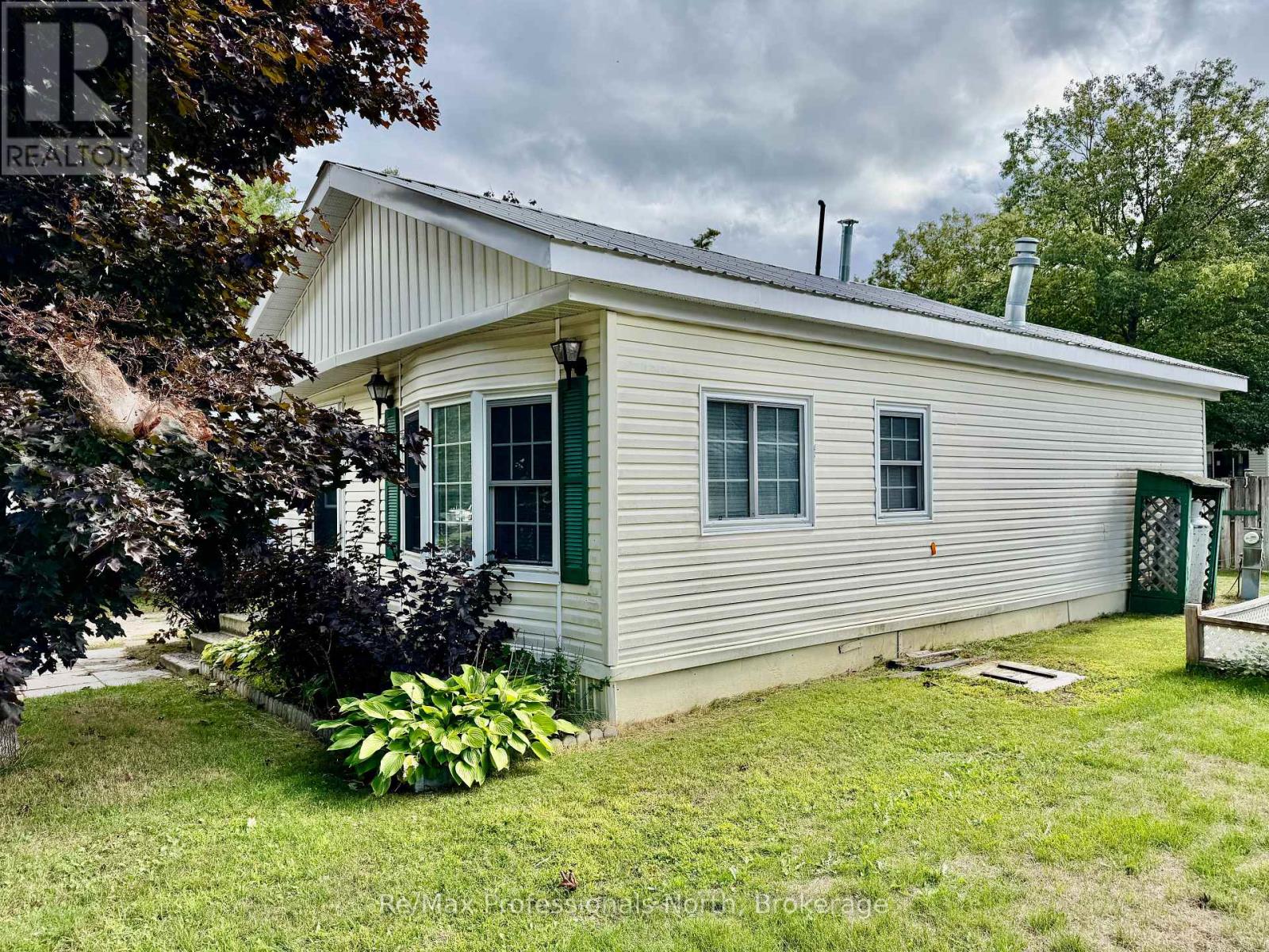 62 - 1007 Racoon Road, Gravenhurst, Ontario  P1P 0C3 - Photo 5 - X12388806