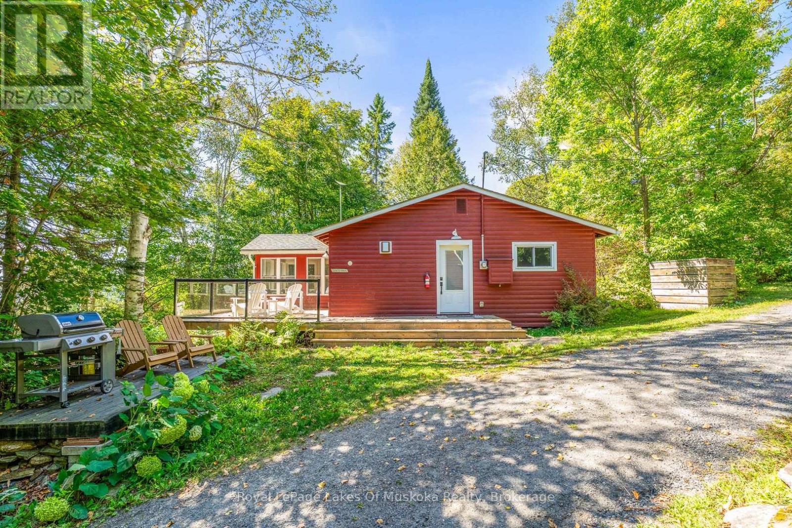 1341 Billie Bear Road, Lake Of Bays, Ontario  P1H 2J6 - Photo 1 - X12389032