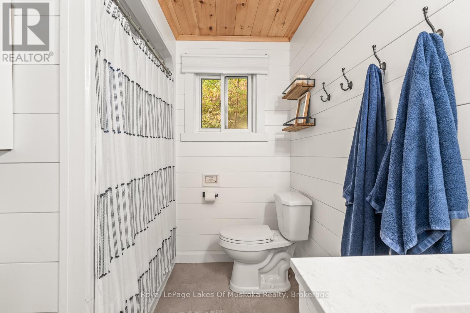 1341 Billie Bear Road, Lake Of Bays, Ontario  P1H 2J6 - Photo 21 - X12389032