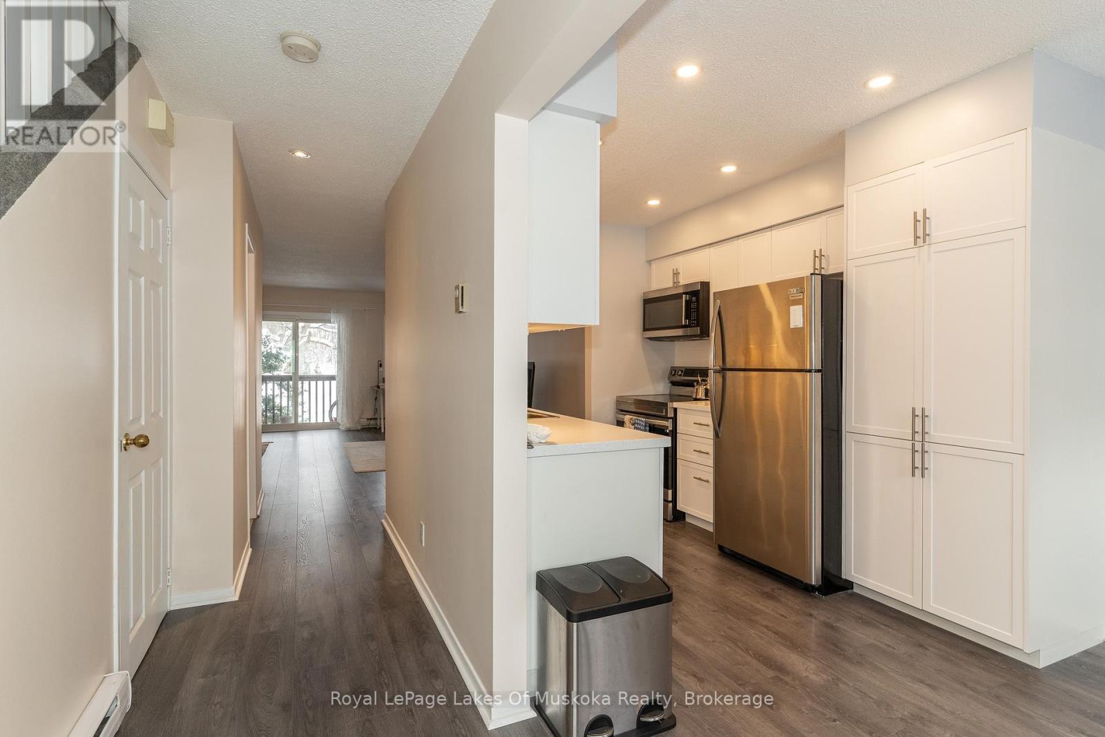 10 - 142 Ecclestone Drive, Bracebridge, Ontario  P1L 1G6 - Photo 11 - X12389230