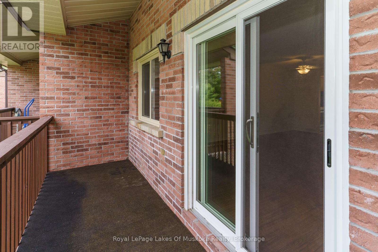 10 - 142 Ecclestone Drive, Bracebridge, Ontario  P1L 1G6 - Photo 17 - X12389230