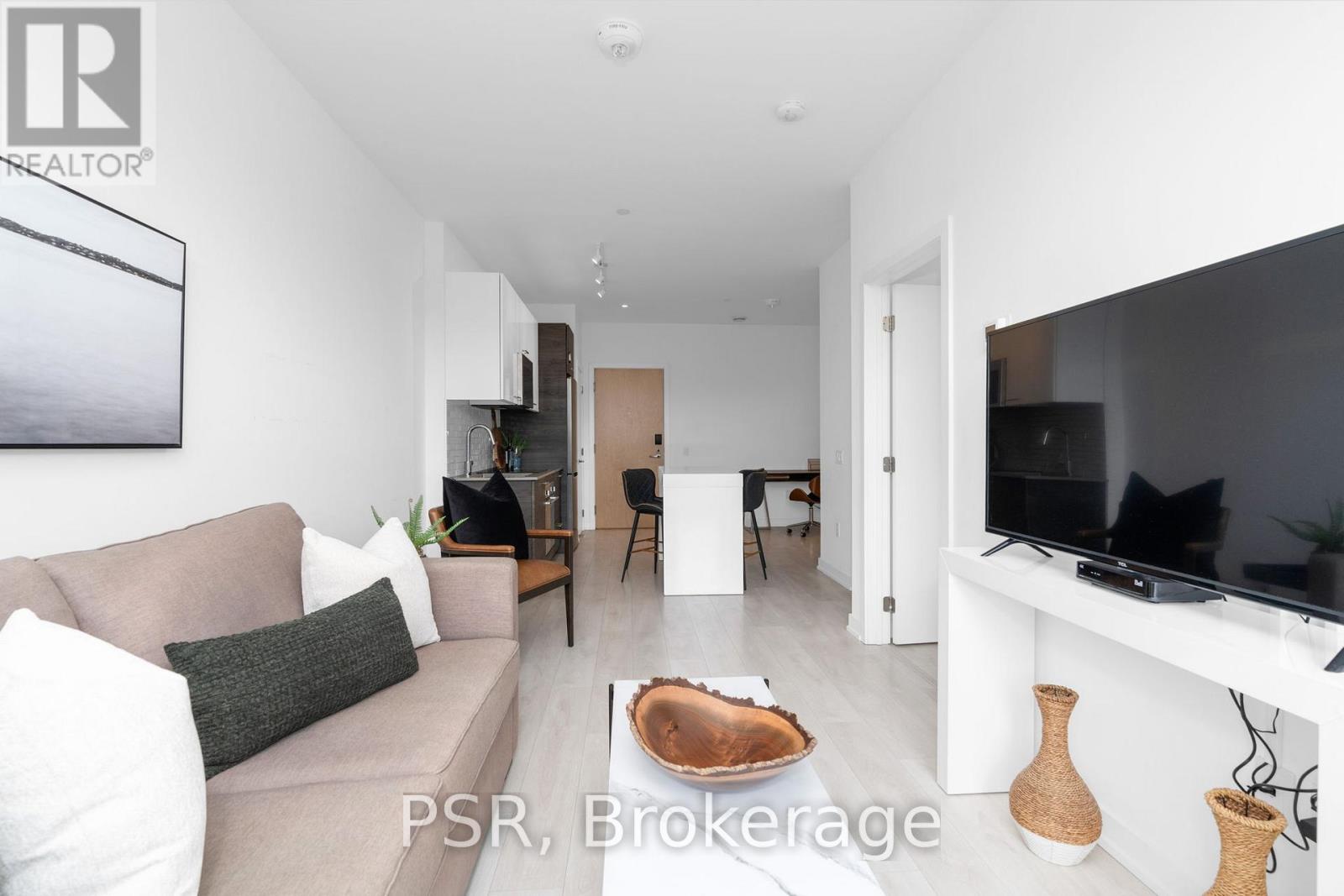 405 - 120 Carrick Trail, Gravenhurst, Ontario  P1P 0A2 - Photo 11 - X12390693