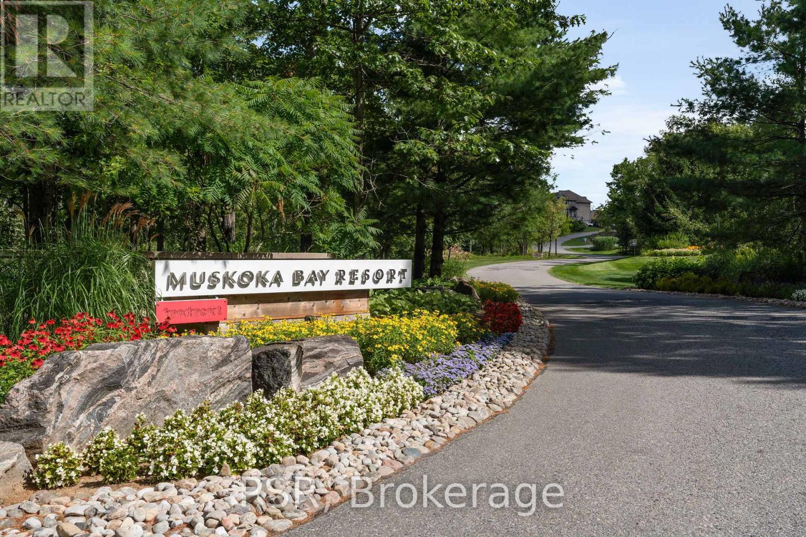 405 - 120 Carrick Trail, Gravenhurst, Ontario  P1P 0A2 - Photo 3 - X12390693