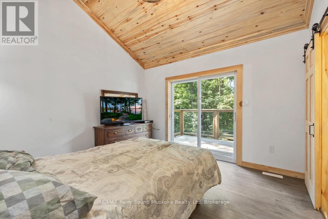 15 Rankin Lake Road, Seguin, Ontario  P2A 0B2 - Photo 16 - X12392304