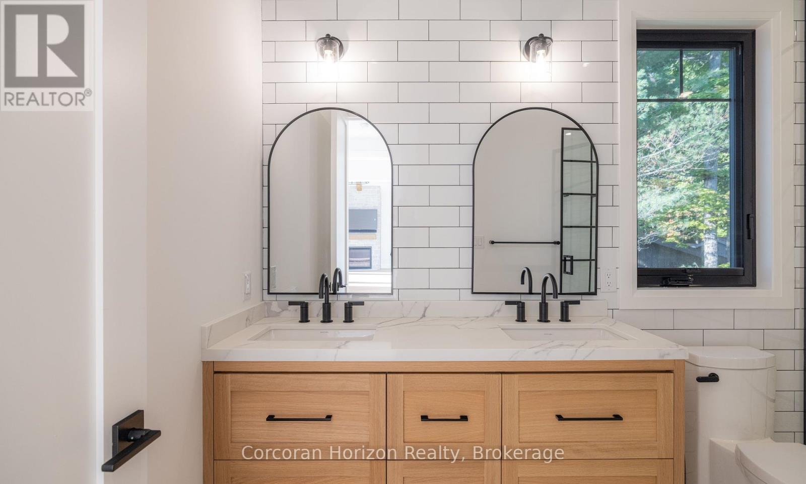 411 Corrievale Road S, Georgian Bay, Ontario  L0K 1S0 - Photo 27 - X12392621