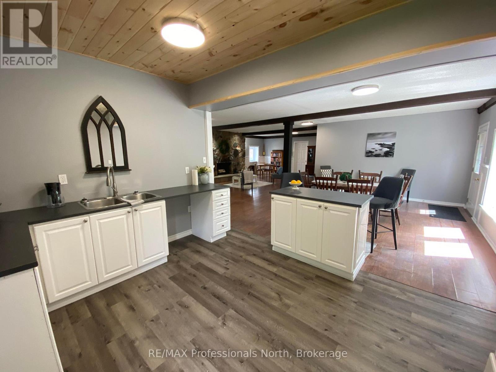 204 Mineral Springs Road, Huntsville, Ontario  P1H 2N5 - Photo 14 - X12393968