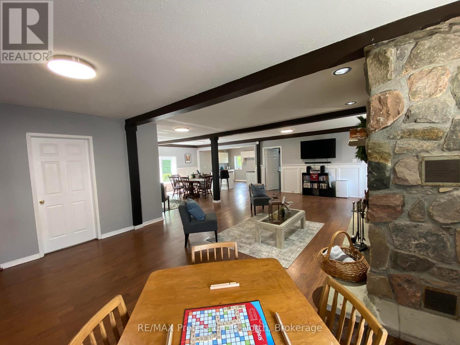 204 Mineral Springs Road, Huntsville, Ontario  P1H 2N5 - Photo 15 - X12393968