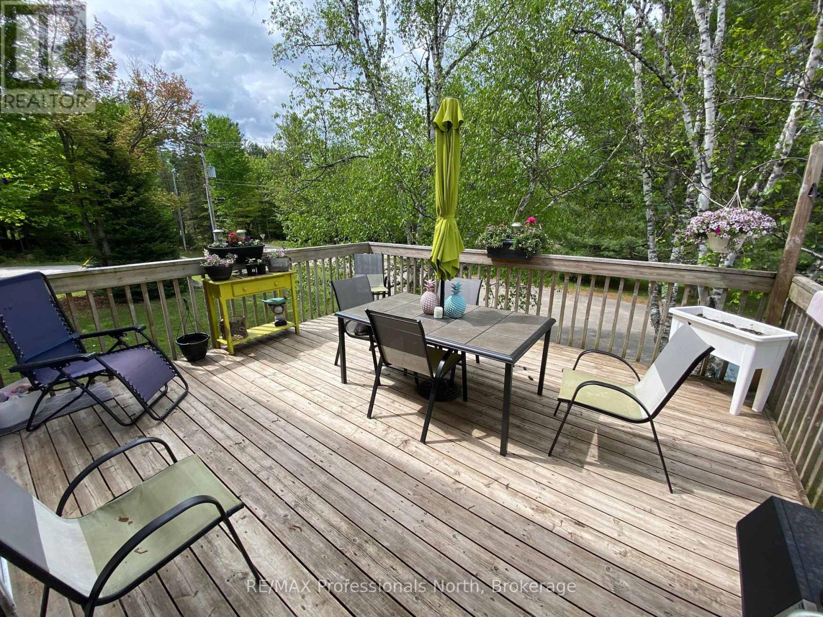 204 Mineral Springs Road, Huntsville, Ontario  P1H 2N5 - Photo 4 - X12393968