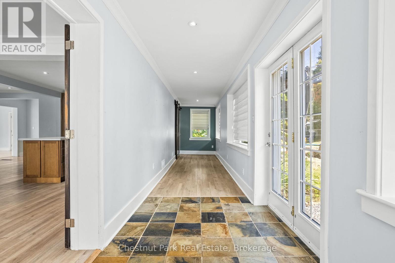 615 Bay Street, Gravenhurst, Ontario  P1P 1G8 - Photo 11 - X12397217