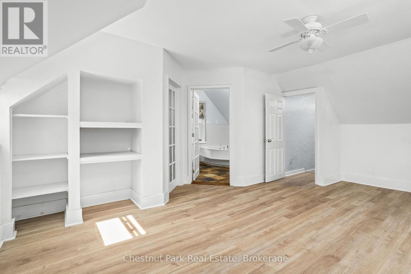 615 Bay Street, Gravenhurst, Ontario  P1P 1G8 - Photo 18 - X12397217