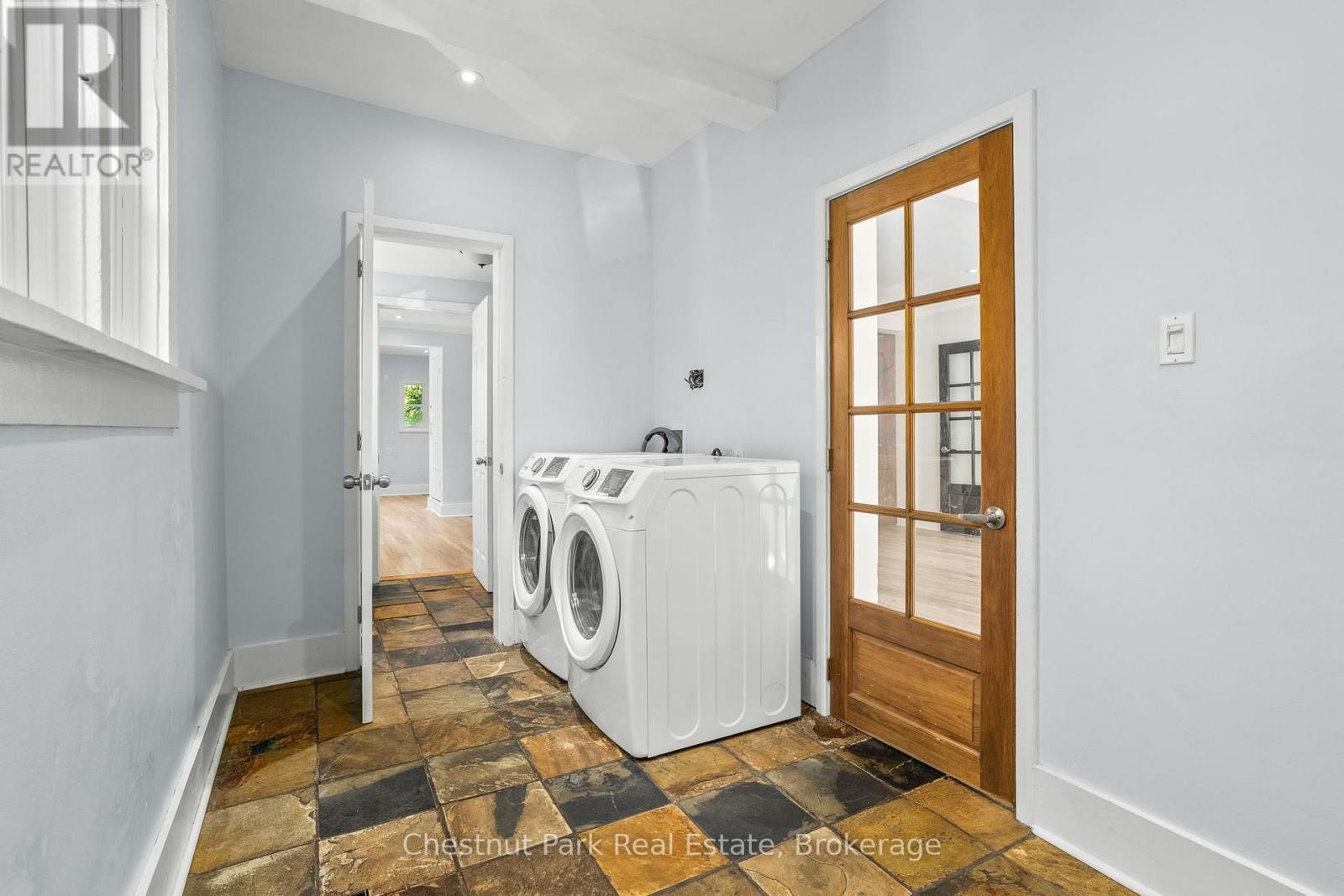 615 Bay Street, Gravenhurst, Ontario  P1P 1G8 - Photo 22 - X12397389