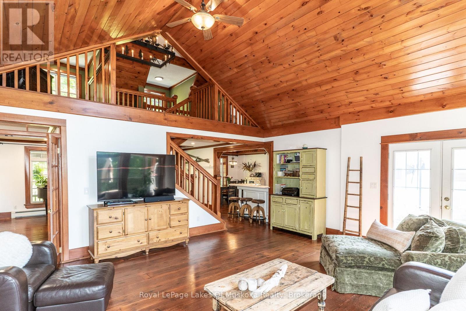 1080 Walkers Glenn Crescent, Lake Of Bays, Ontario  P1H 2J6 - Photo 18 - X12399329