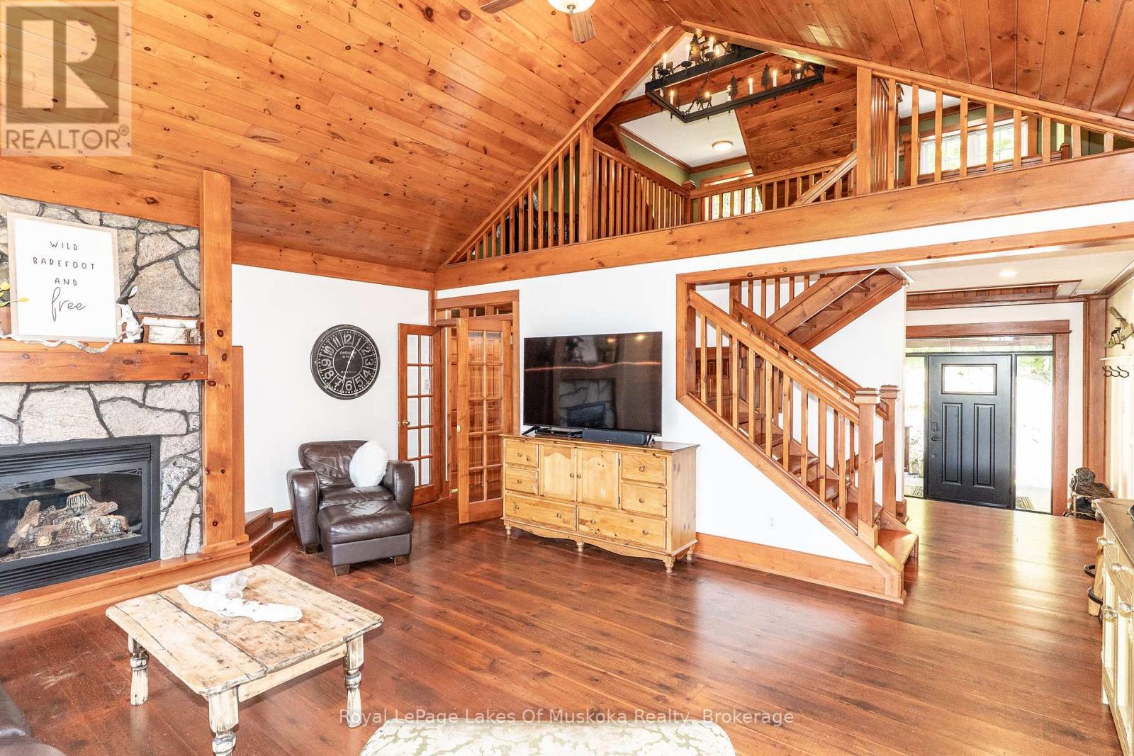 1080 Walkers Glenn Crescent, Lake Of Bays, Ontario  P1H 2J6 - Photo 19 - X12399329