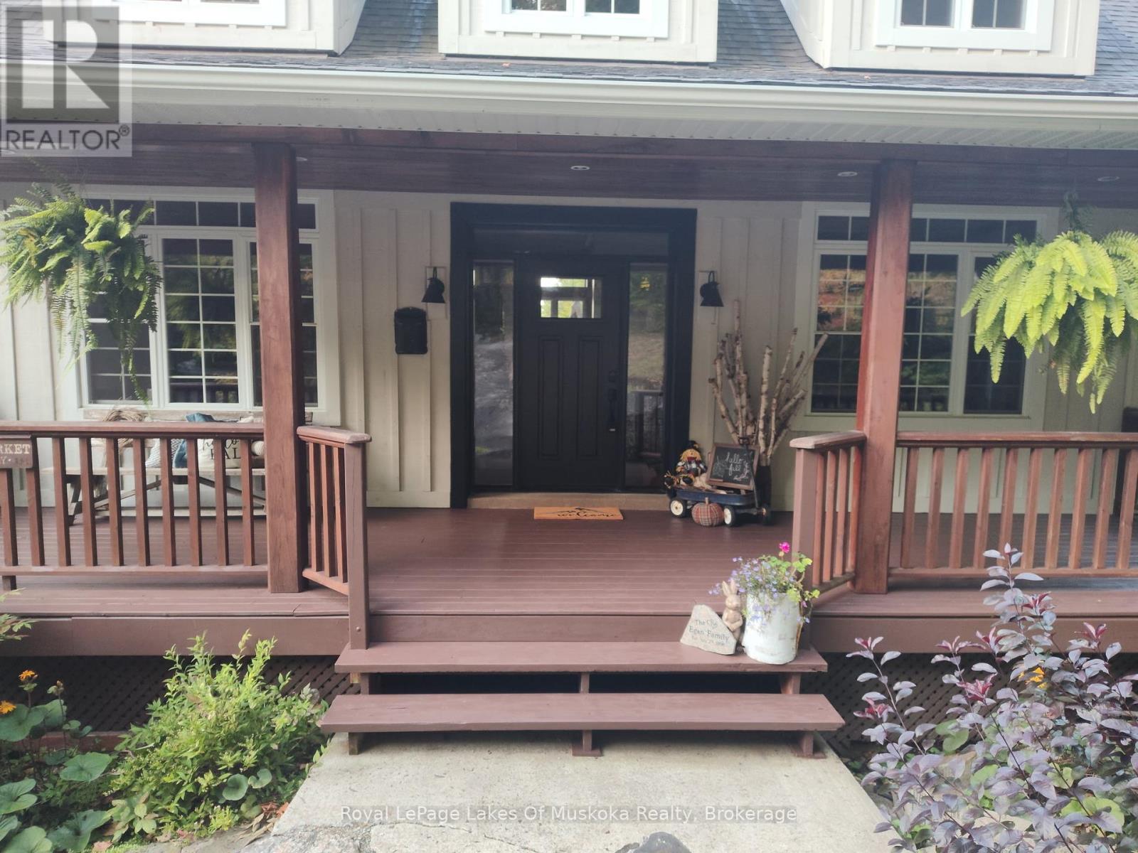 1080 Walkers Glenn Crescent, Lake Of Bays, Ontario  P1H 2J6 - Photo 3 - X12399329