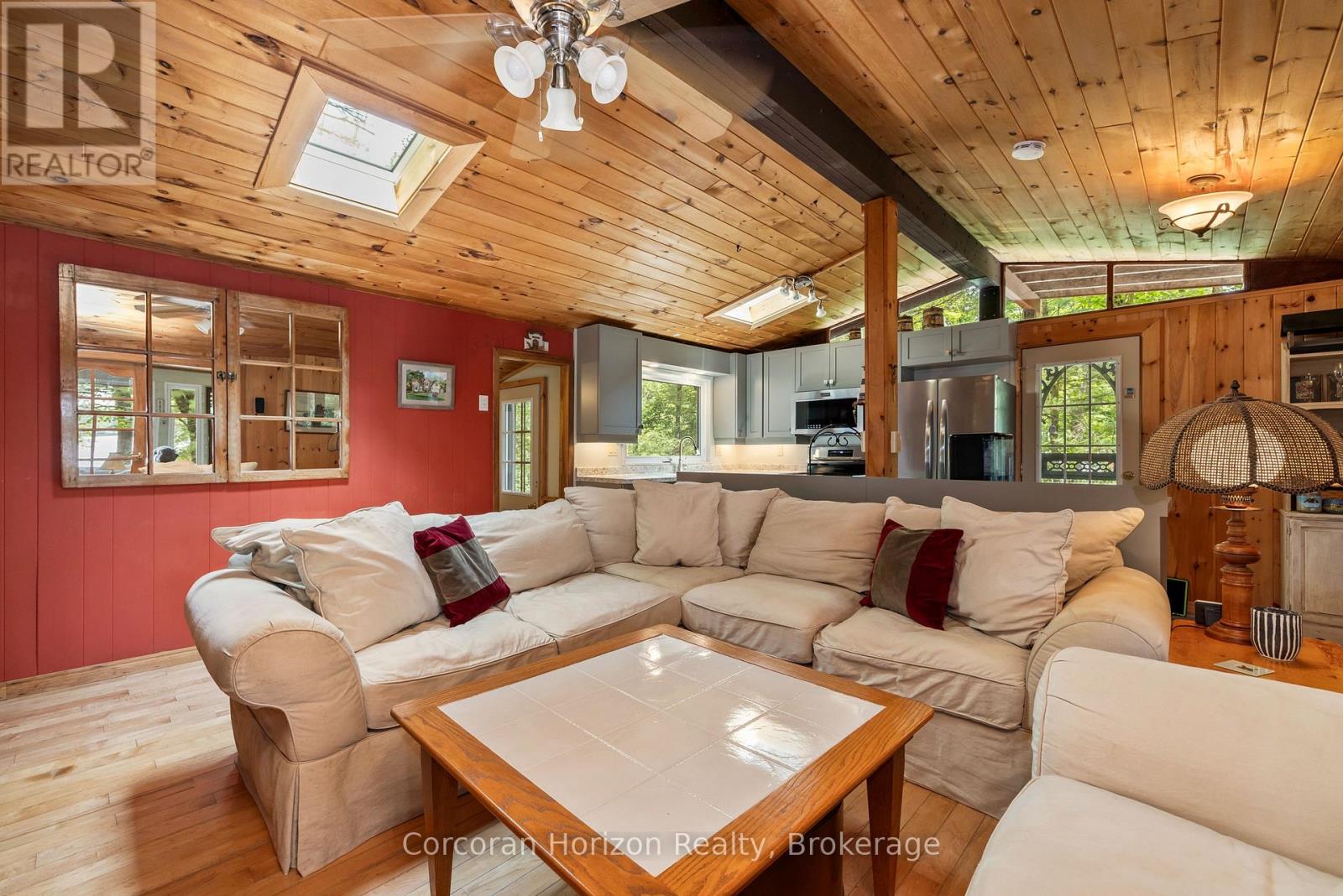 162 Winding Way, Georgian Bay, Ontario  L0K 1S0 - Photo 14 - X12399470