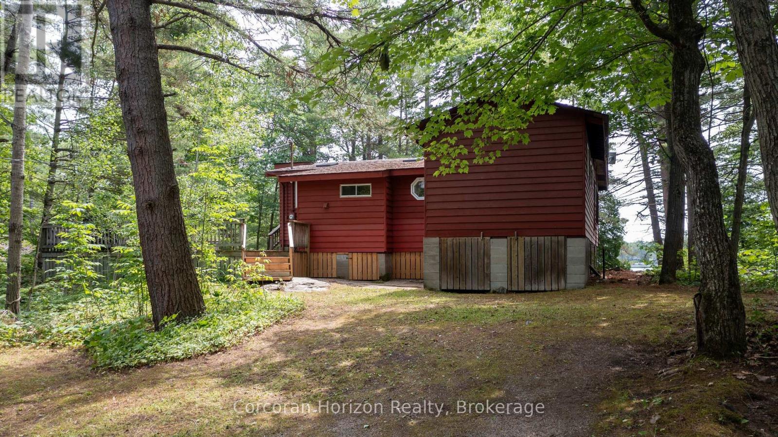 162 Winding Way, Georgian Bay, Ontario  L0K 1S0 - Photo 8 - X12399470