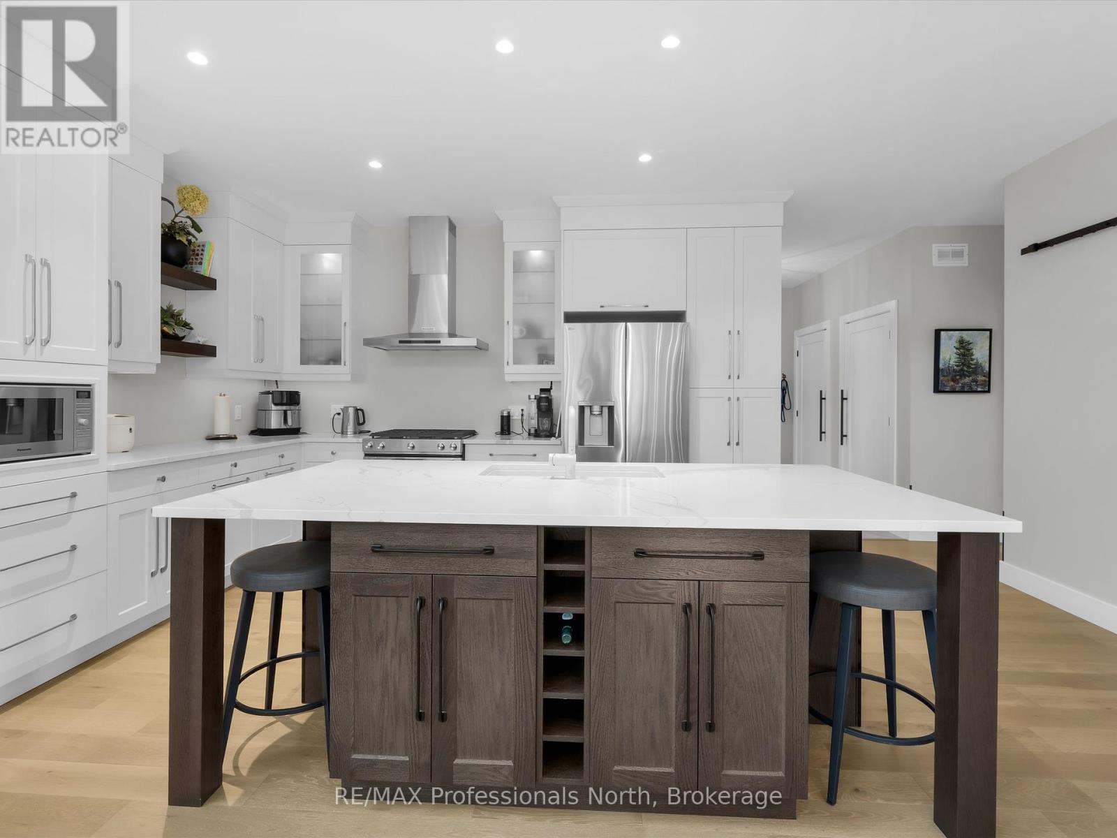 211 Holditch Street, Bracebridge, Ontario  P1L 1E9 - Photo 19 - X12399716