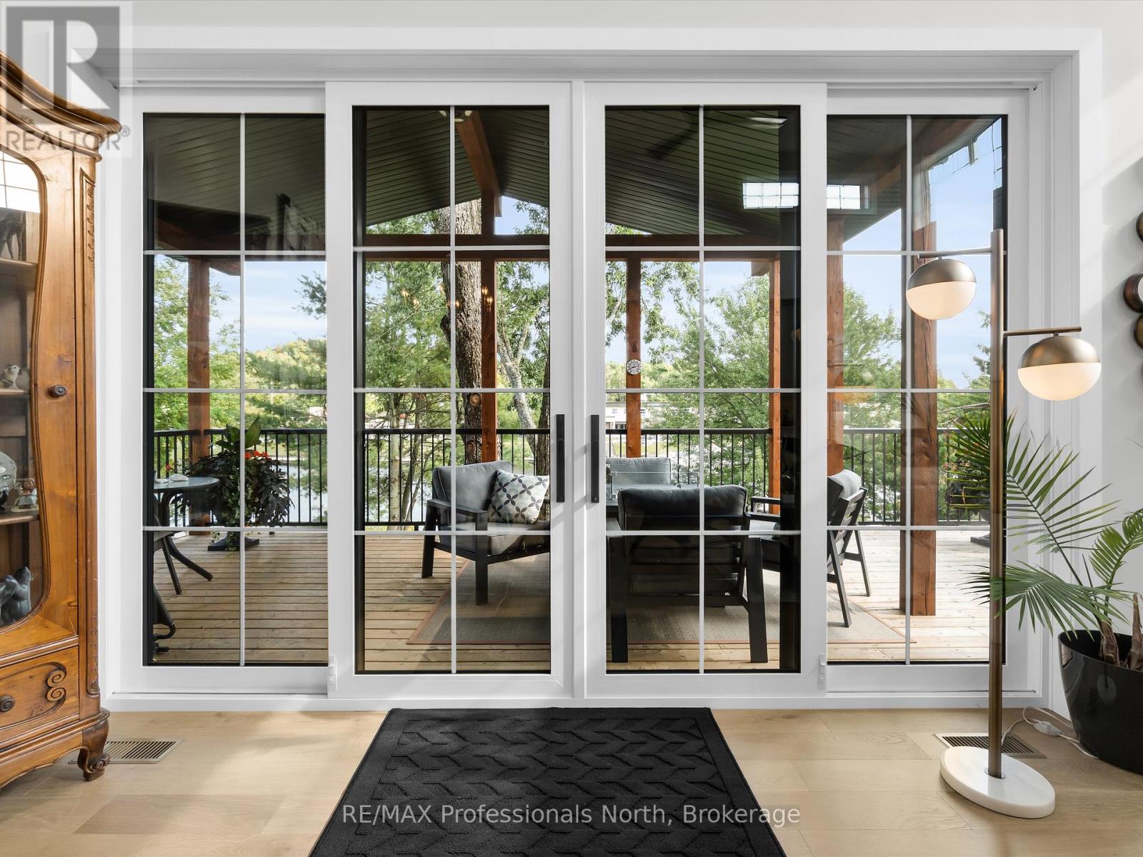 211 Holditch Street, Bracebridge, Ontario  P1L 1E9 - Photo 20 - X12399716