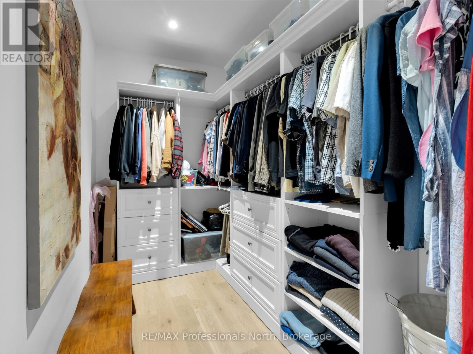 211 Holditch Street, Bracebridge, Ontario  P1L 1E9 - Photo 26 - X12399716