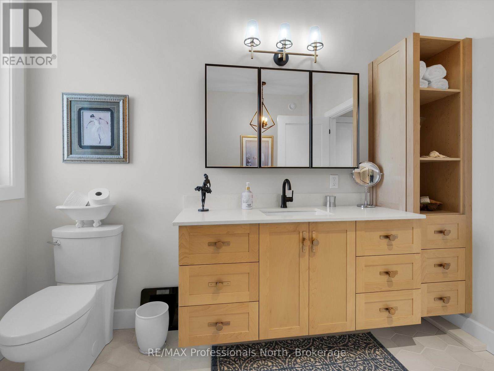 211 Holditch Street, Bracebridge, Ontario  P1L 1E9 - Photo 28 - X12399716