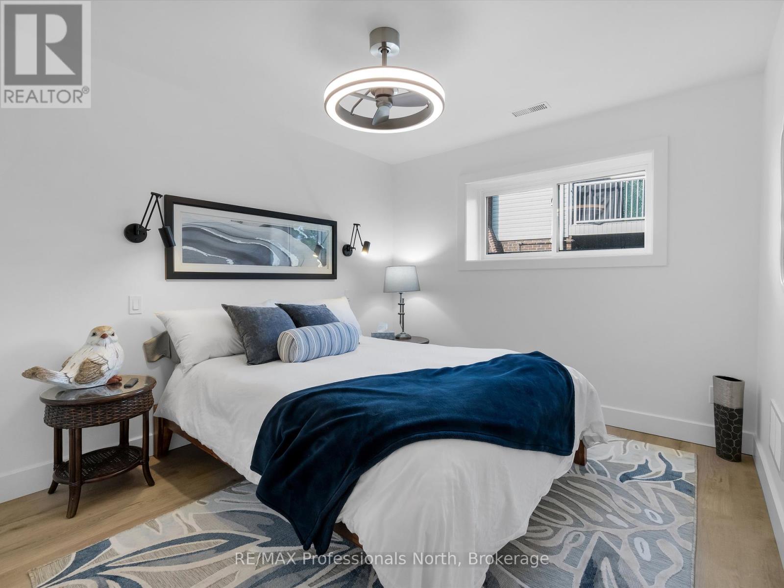 211 Holditch Street, Bracebridge, Ontario  P1L 1E9 - Photo 37 - X12399716