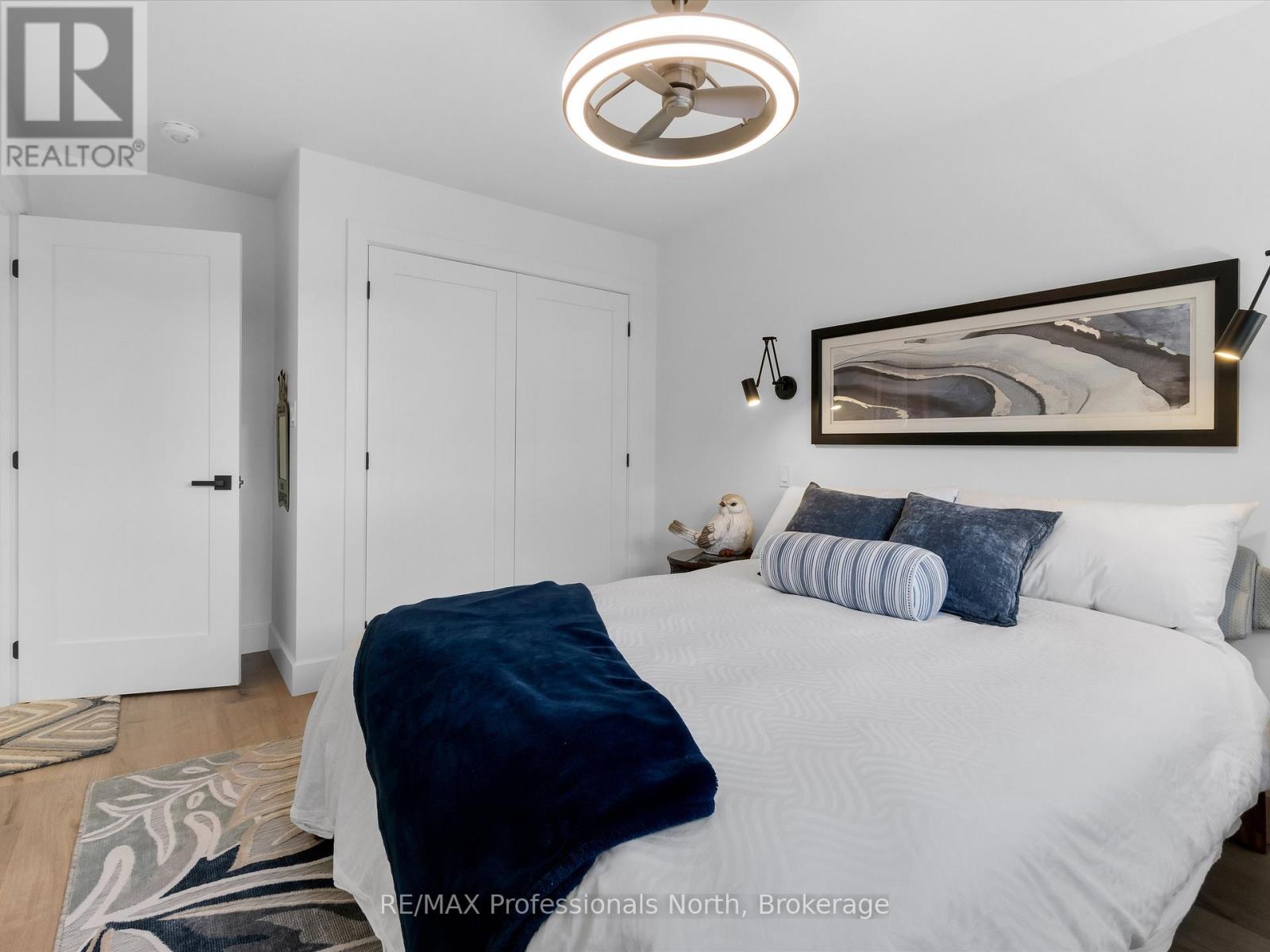 211 Holditch Street, Bracebridge, Ontario  P1L 1E9 - Photo 38 - X12399716