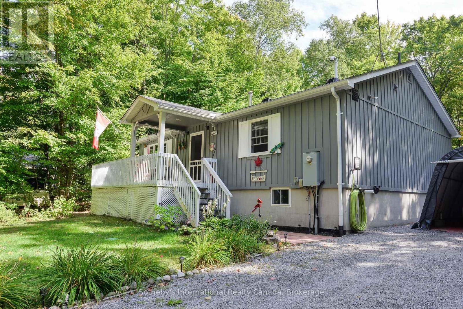 1160 Skeleton Lake Rd 2 Road, Muskoka Lakes, Ontario  P0B 1M0 - Photo 2 - X12400000