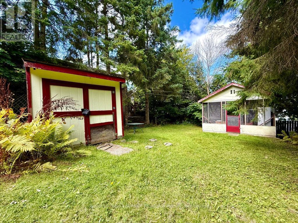 4 Duncan Street E, Huntsville, Ontario  P1H 1W4 - Photo 11 - X12401062