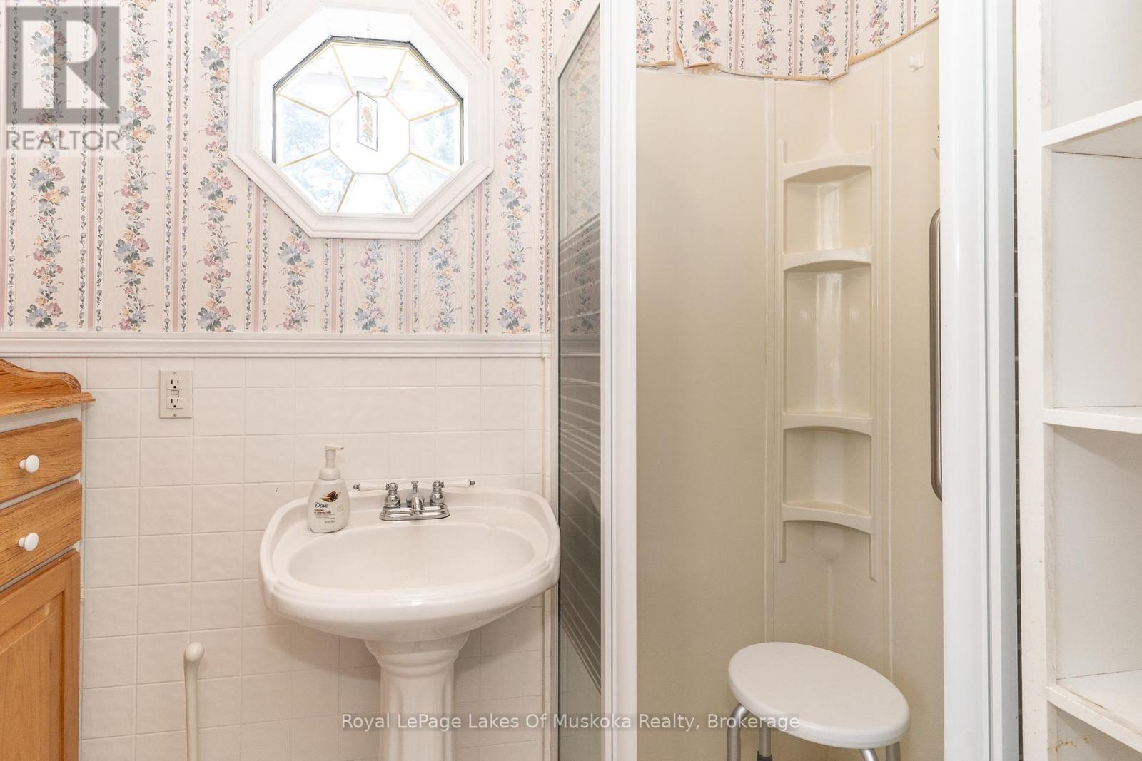 1419 Beatrice Townline Road, Muskoka Lakes, Ontario  P1L 1X4 - Photo 12 - X12401864