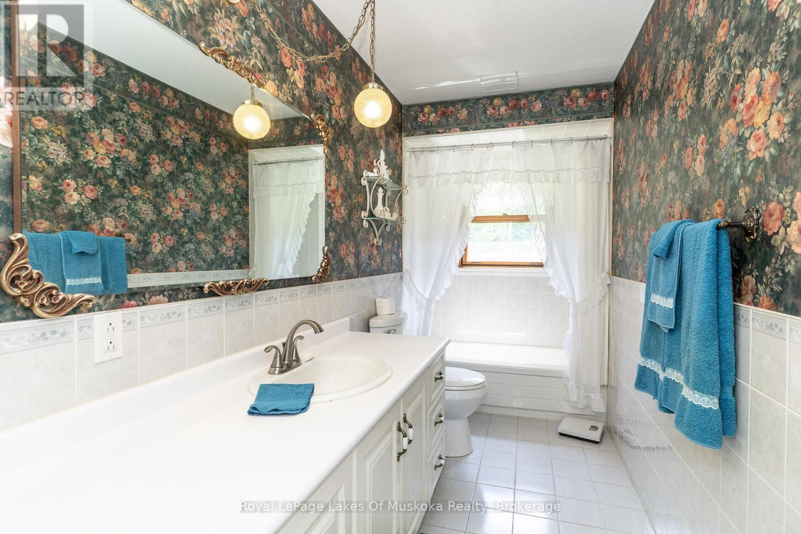 1419 Beatrice Townline Road, Muskoka Lakes, Ontario  P1L 1X4 - Photo 15 - X12401864