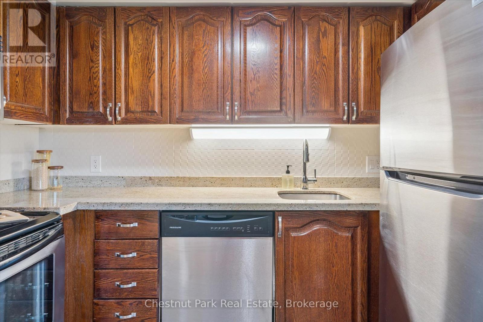 31-303 - 1235 Deerhurst Drive, Huntsville, Ontario  P1H 2E8 - Photo 16 - X12402285