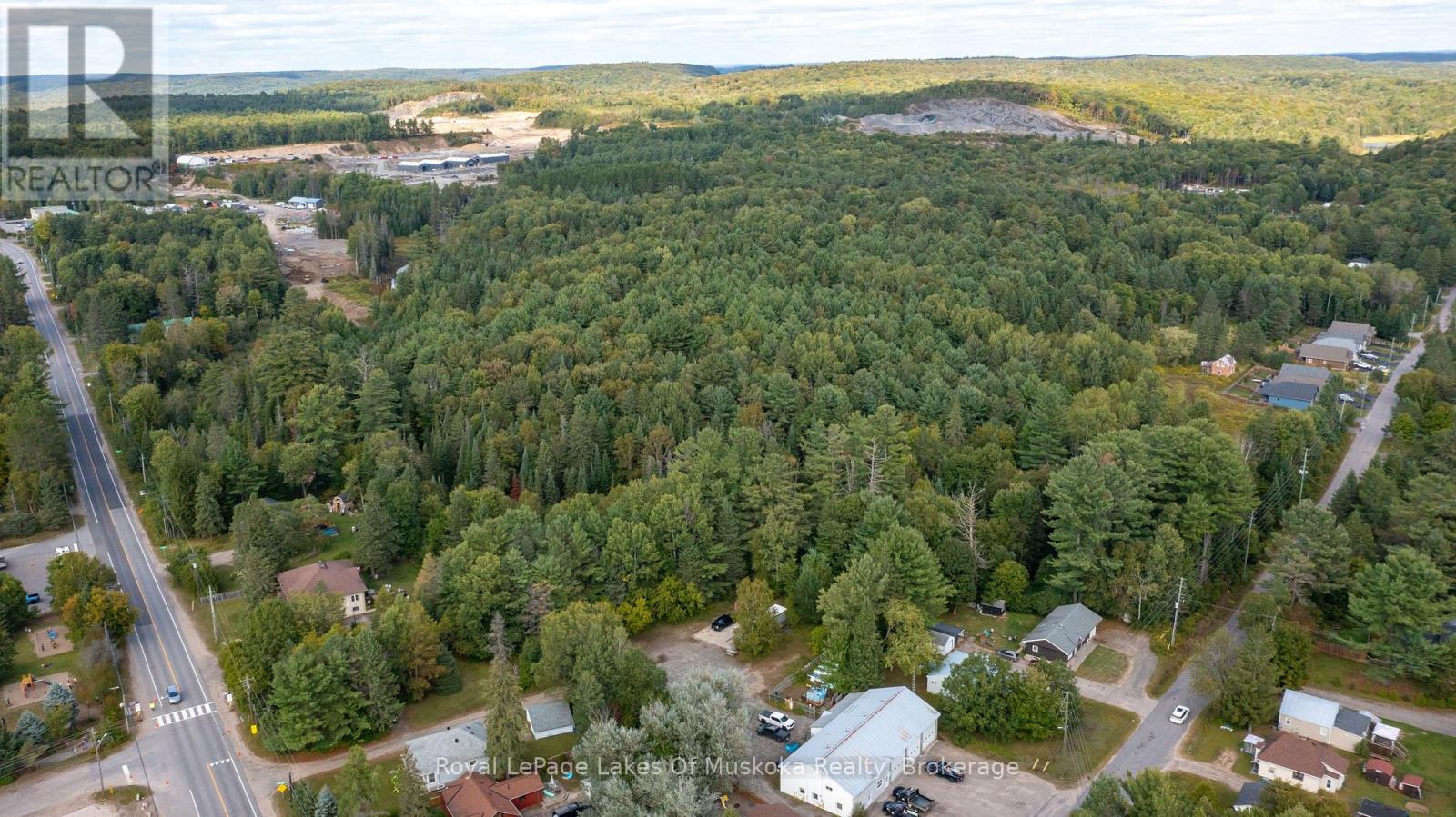 100 Chaffey Township Road, Huntsville, Ontario  P1H 1C8 - Photo 15 - X12403748