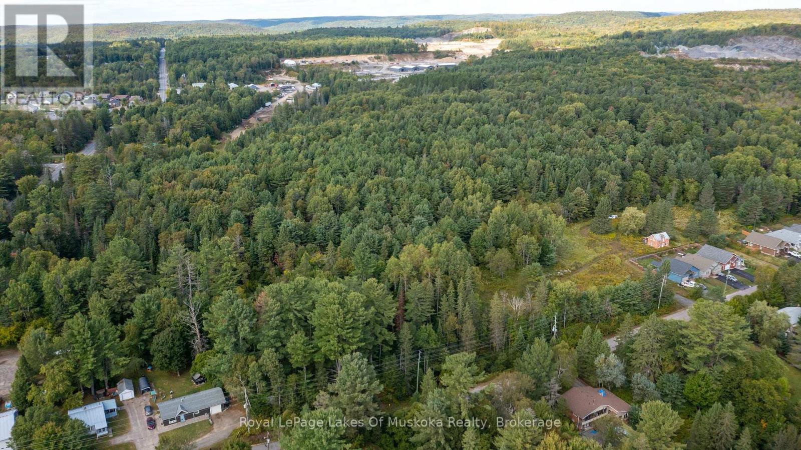 100 Chaffey Township Road, Huntsville, Ontario  P1H 1C8 - Photo 17 - X12403748