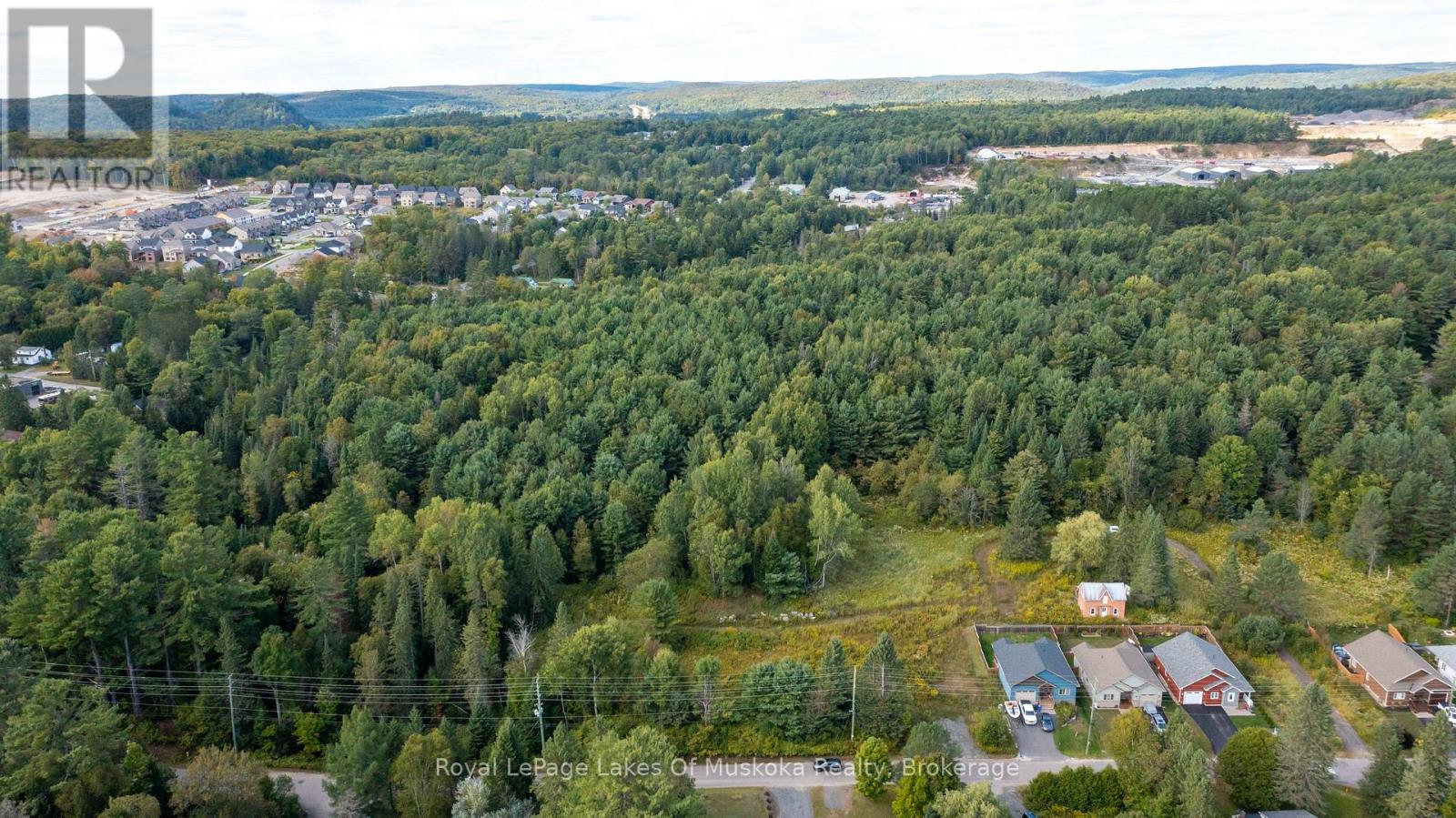 100 Chaffey Township Road, Huntsville, Ontario  P1H 1C8 - Photo 18 - X12403748