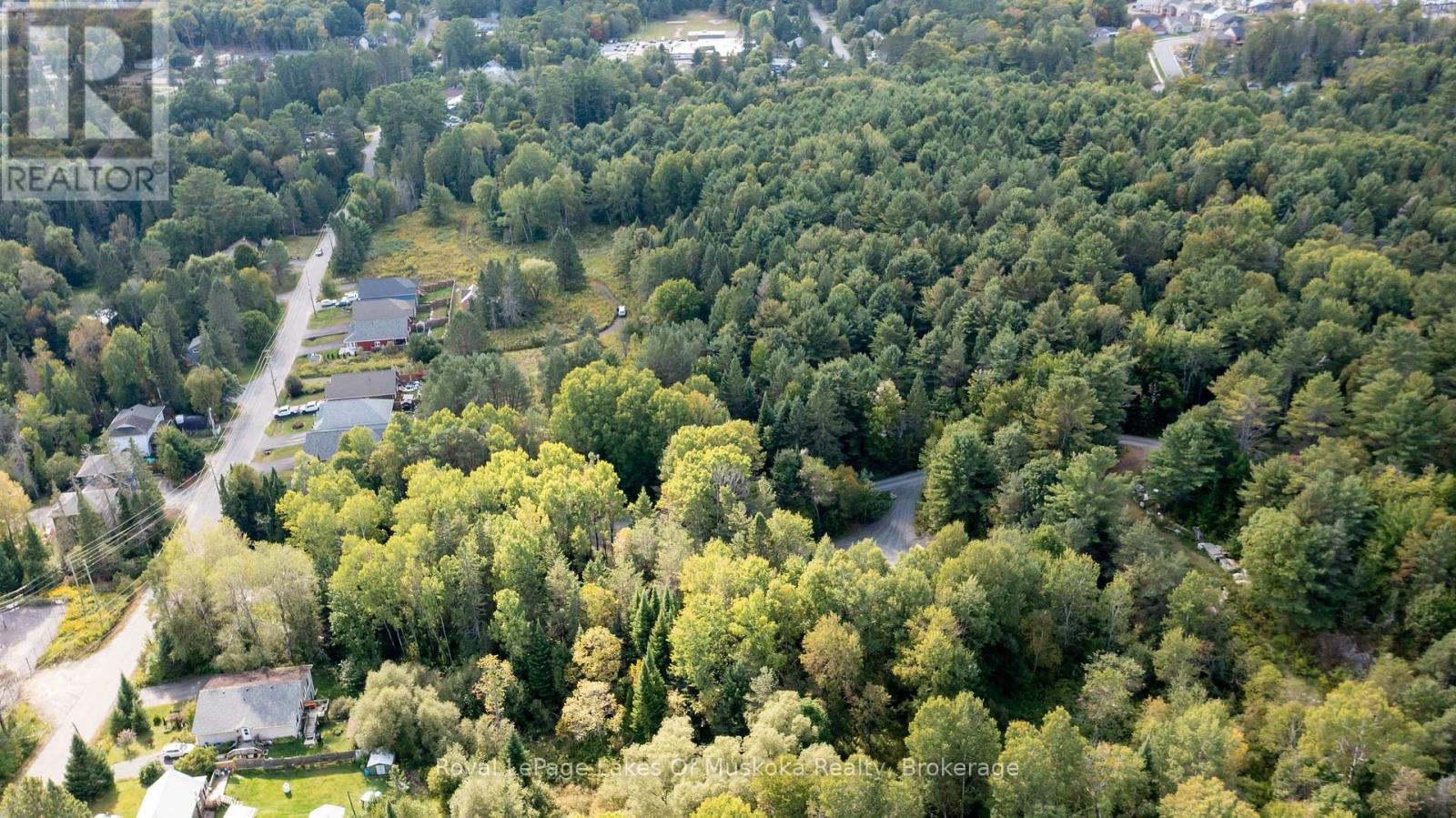 100 Chaffey Township Road, Huntsville, Ontario  P1H 1C8 - Photo 8 - X12403748