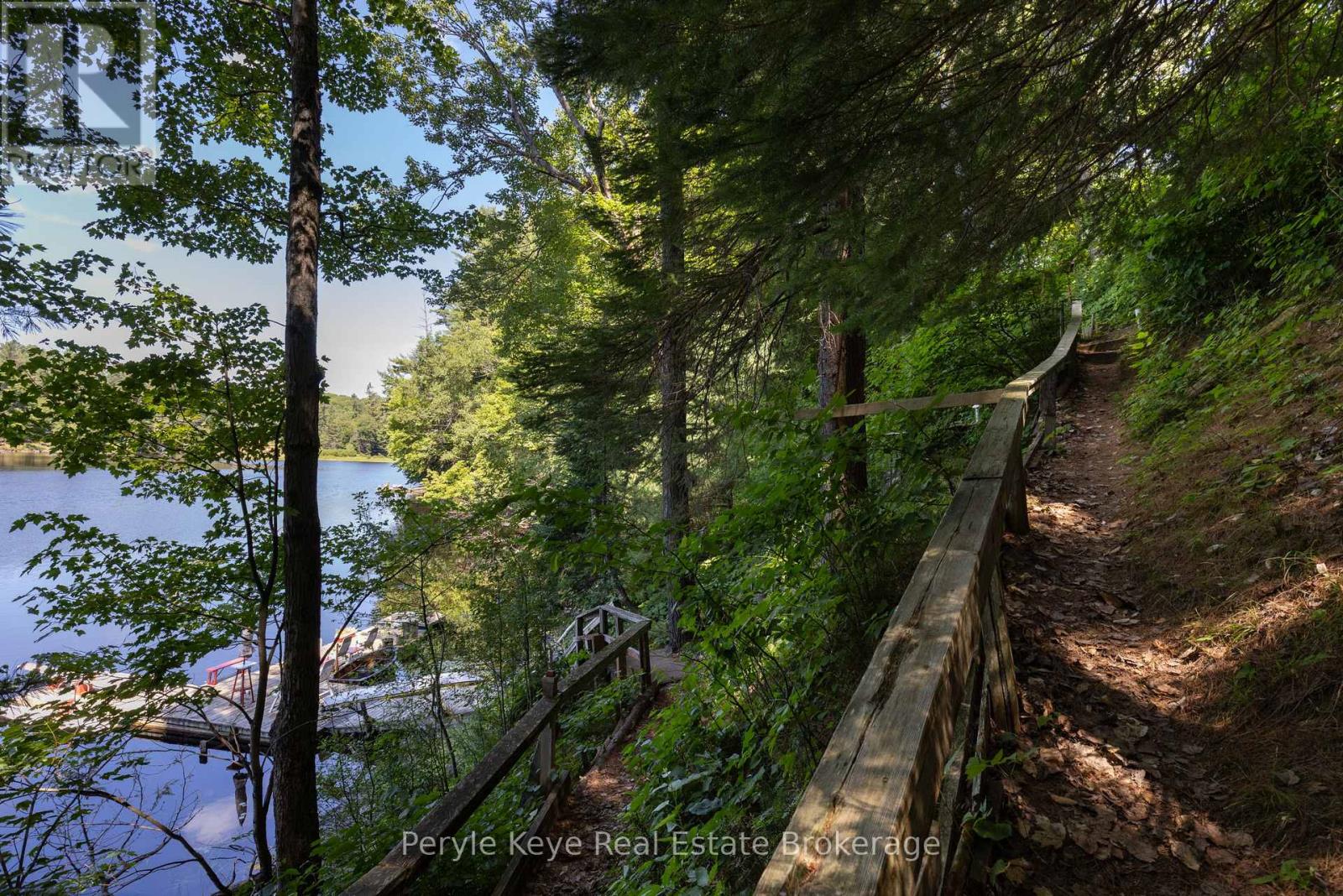 136 Deer Lake Road, Huntsville, Ontario  P0B 1L0 - Photo 11 - X12406976