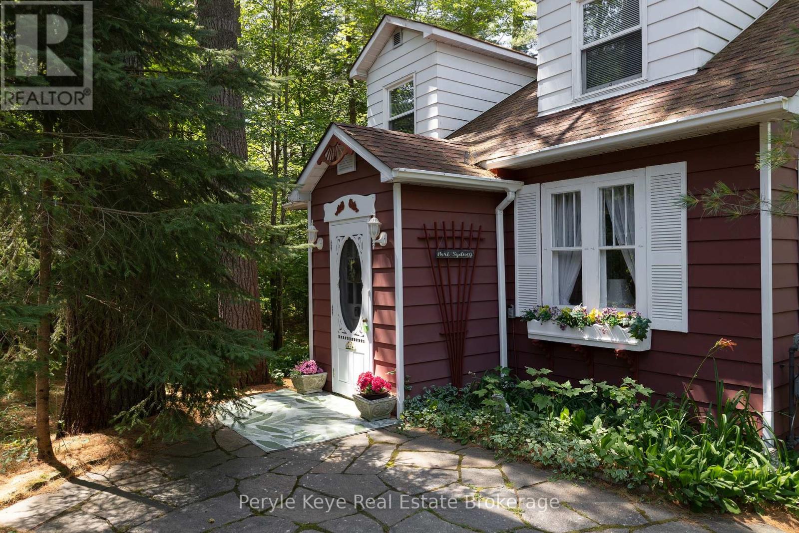 136 Deer Lake Road, Huntsville, Ontario  P0B 1L0 - Photo 16 - X12406976