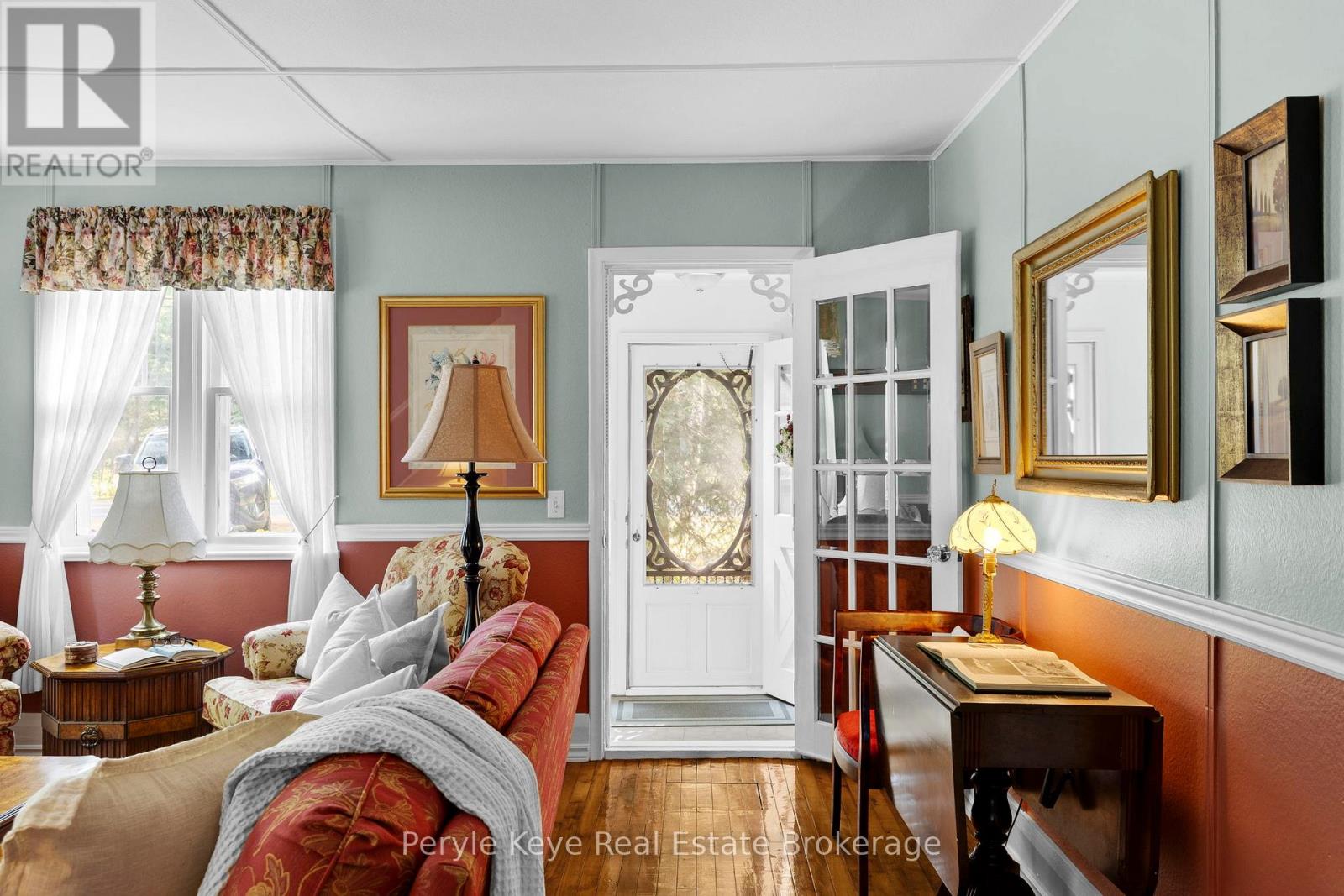 136 Deer Lake Road, Huntsville, Ontario  P0B 1L0 - Photo 17 - X12406976