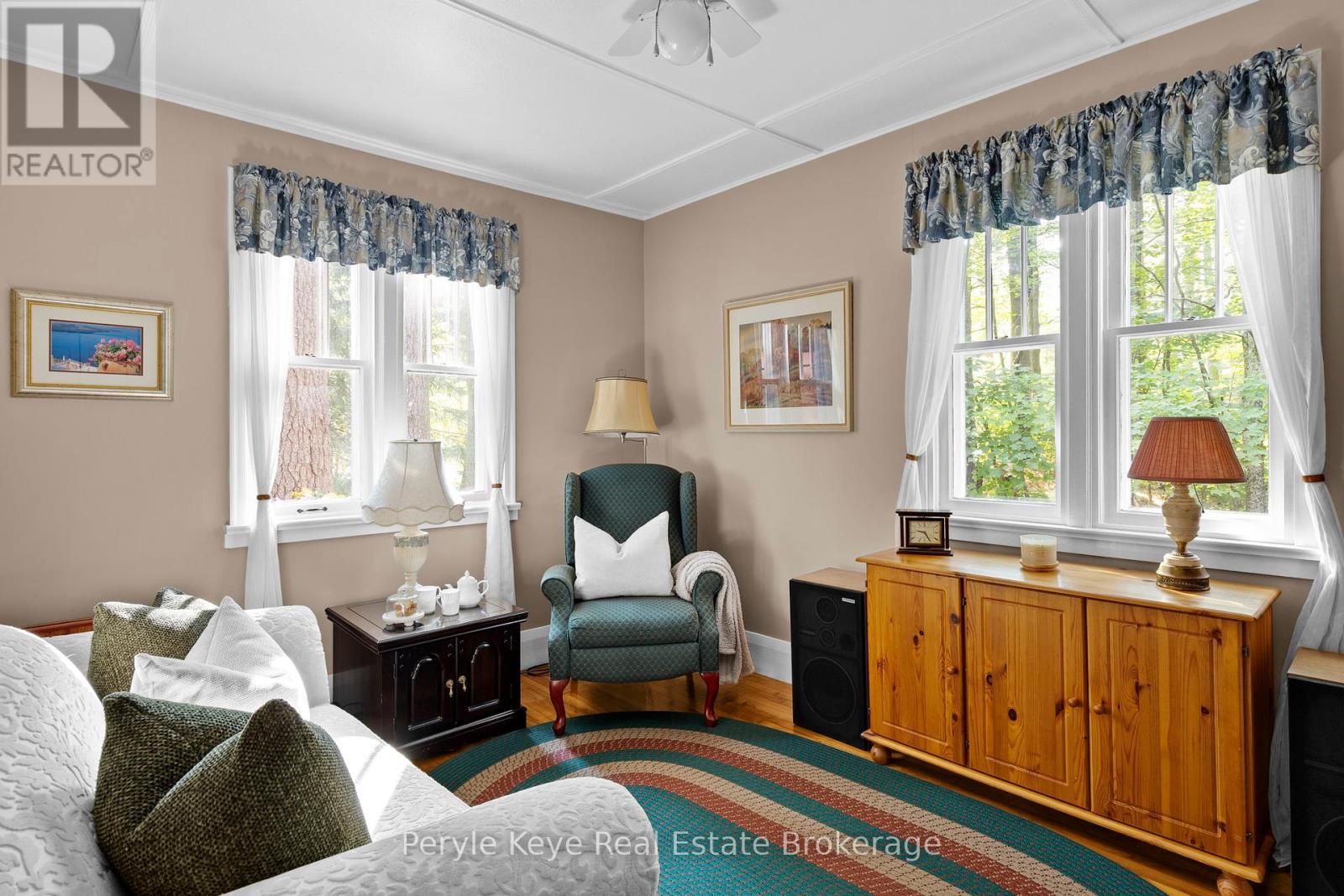 136 Deer Lake Road, Huntsville, Ontario  P0B 1L0 - Photo 21 - X12406976