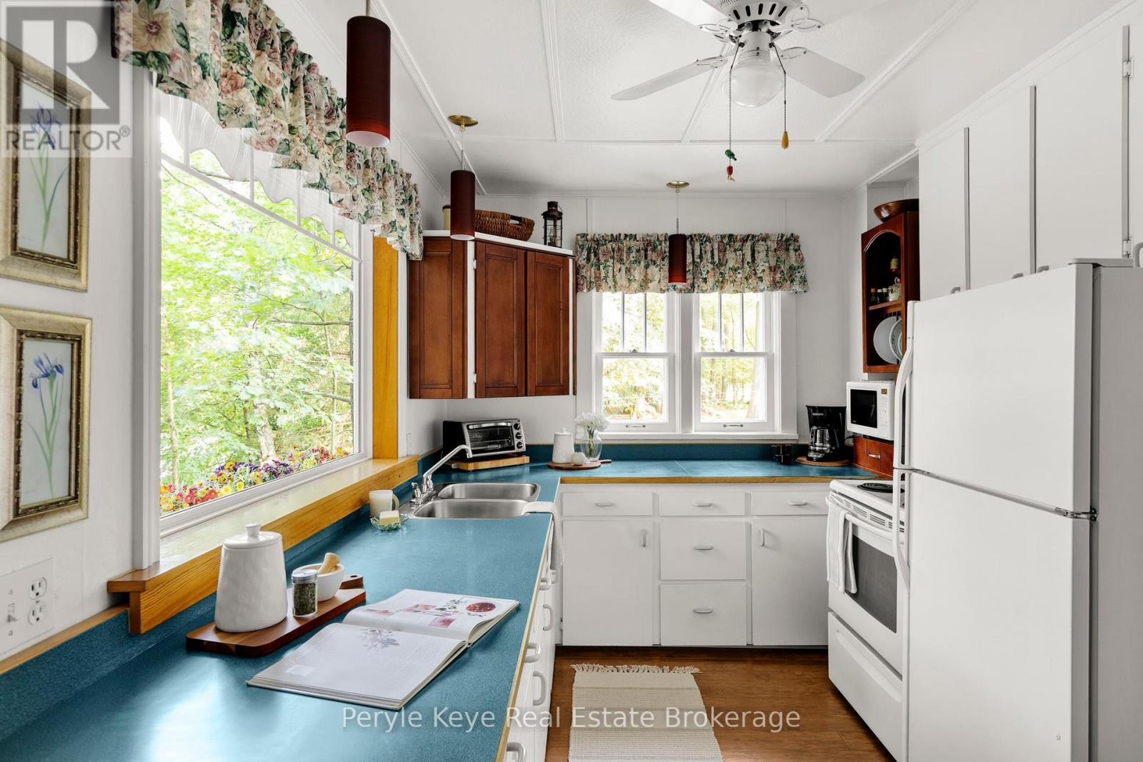 136 Deer Lake Road, Huntsville, Ontario  P0B 1L0 - Photo 26 - X12406976