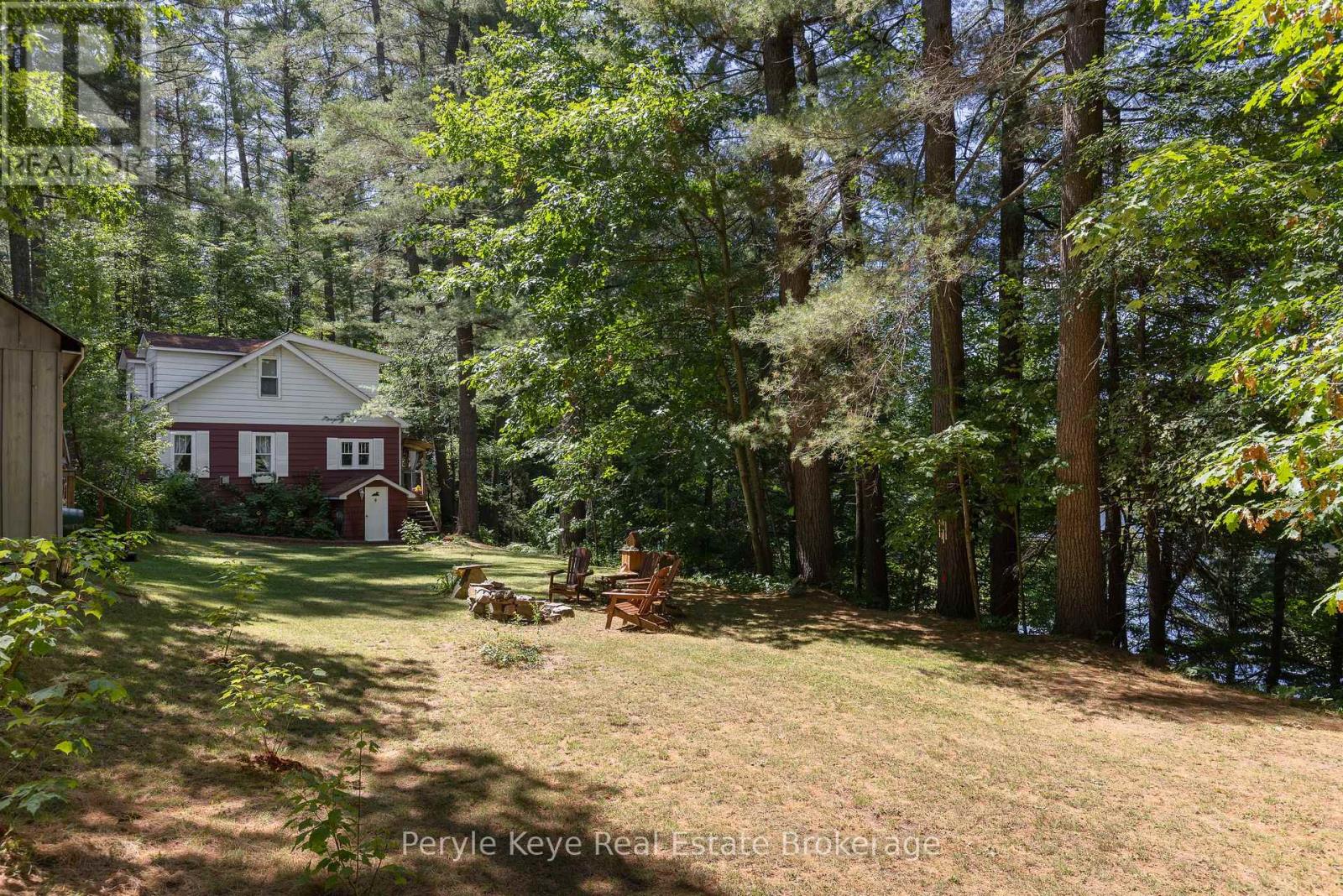 136 Deer Lake Road, Huntsville, Ontario  P0B 1L0 - Photo 8 - X12406976