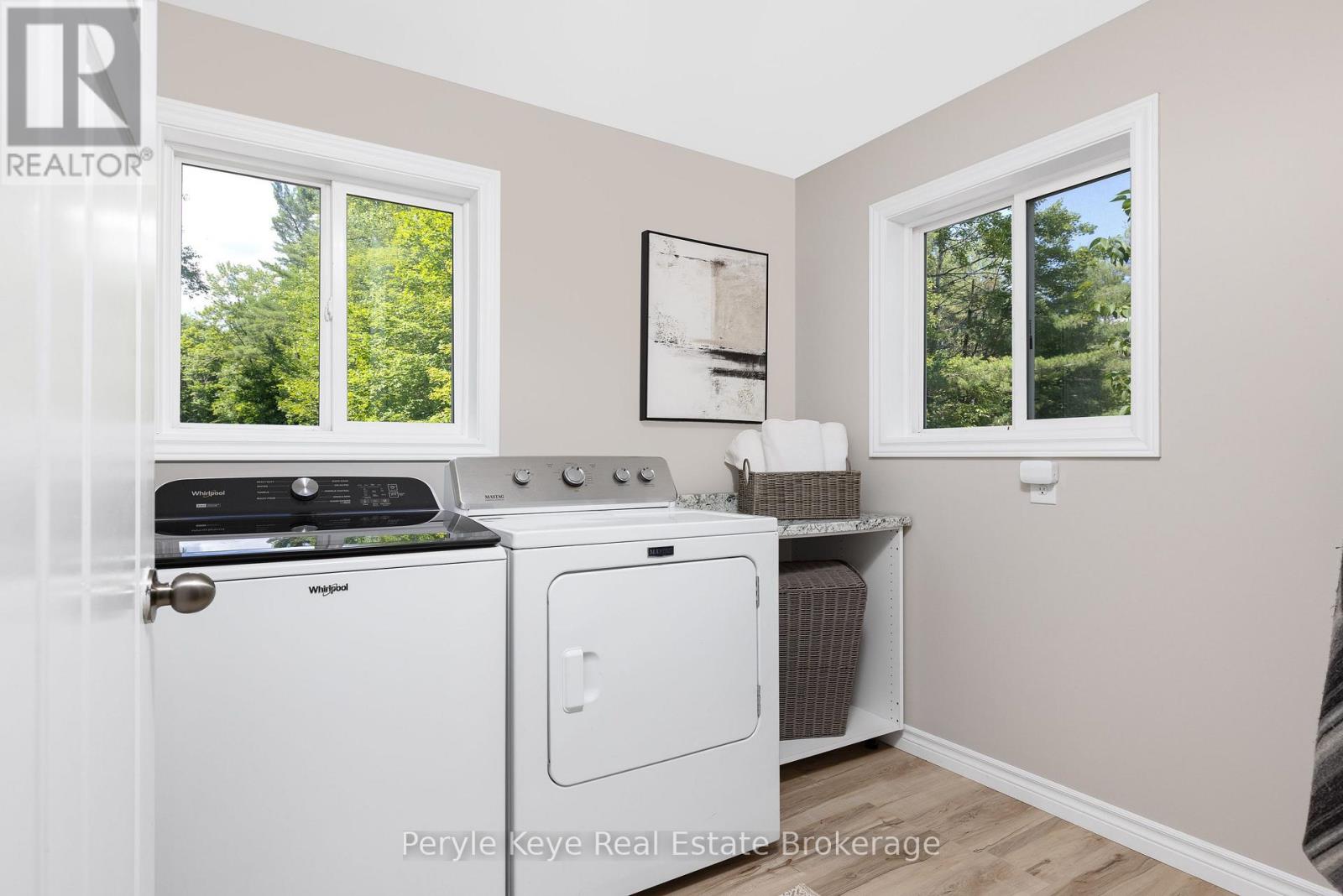 820 Manitoba Street, Bracebridge, Ontario  P1L 1W9 - Photo 10 - X12408357