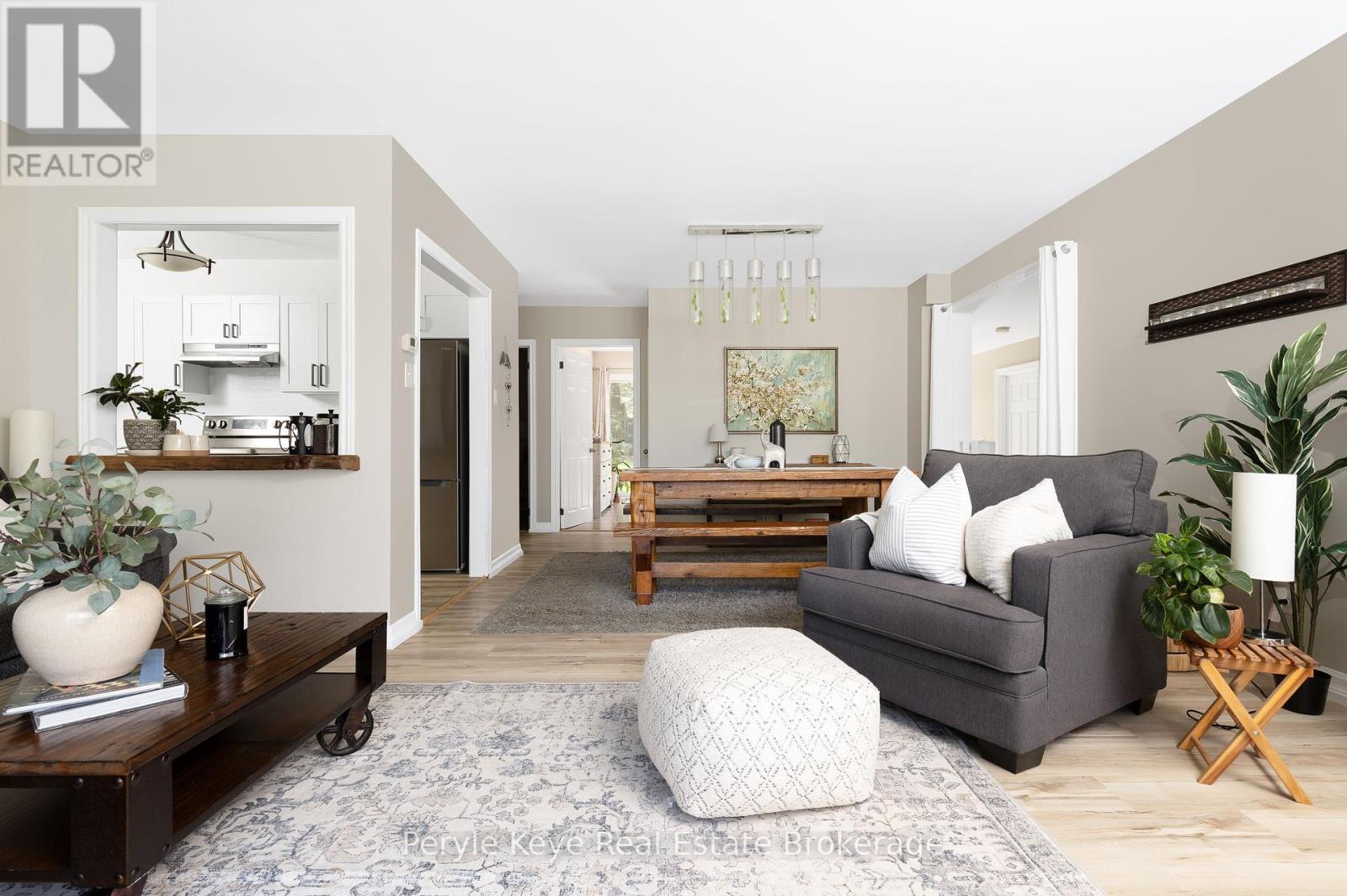 820 Manitoba Street, Bracebridge, Ontario  P1L 1W9 - Photo 17 - X12408357