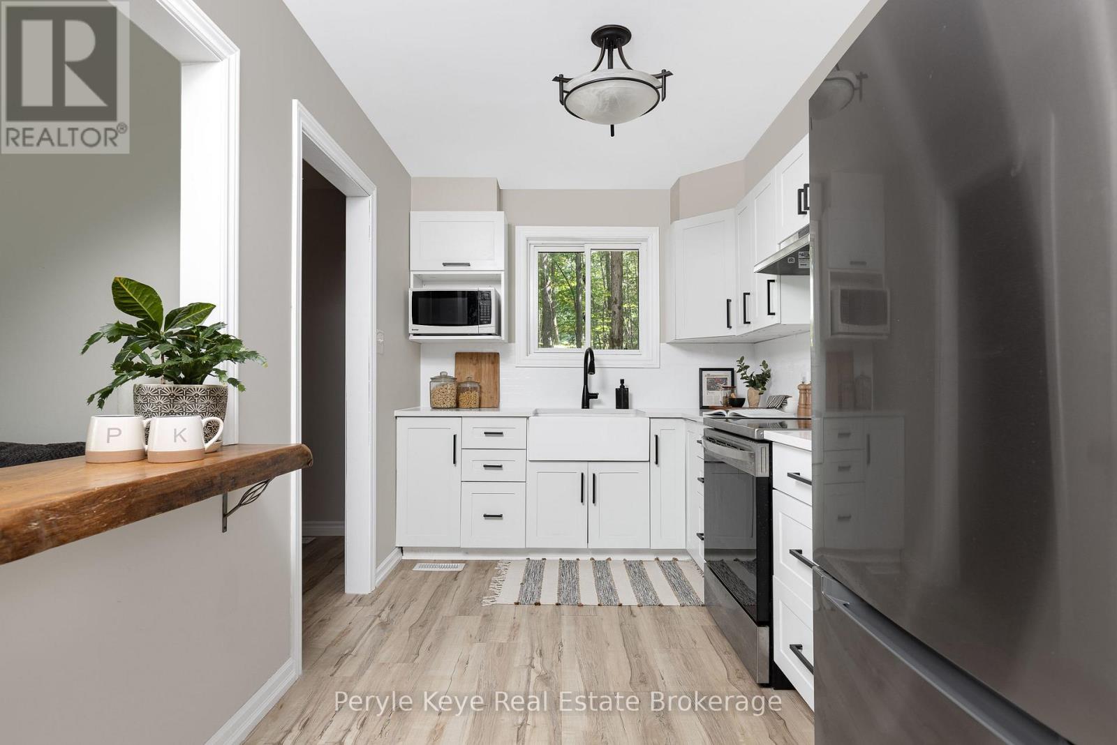 820 Manitoba Street, Bracebridge, Ontario  P1L 1W9 - Photo 18 - X12408357