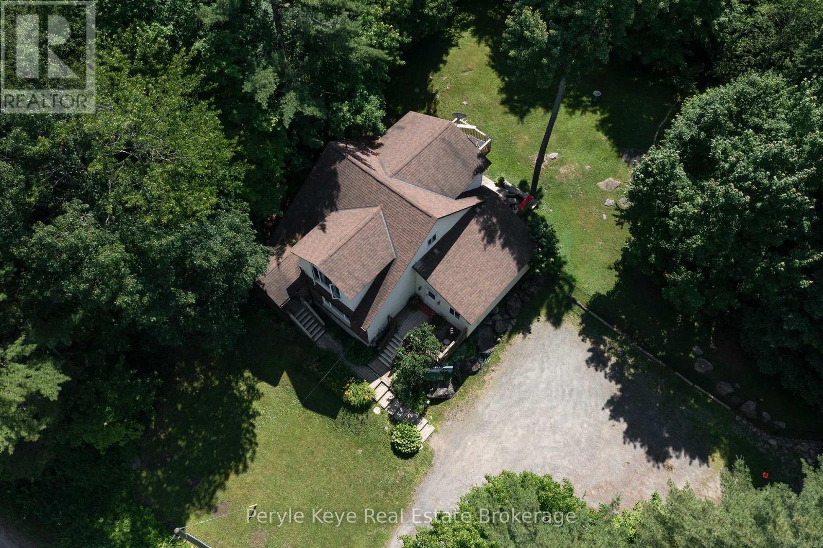 820 Manitoba Street, Bracebridge, Ontario  P1L 1W9 - Photo 3 - X12408357