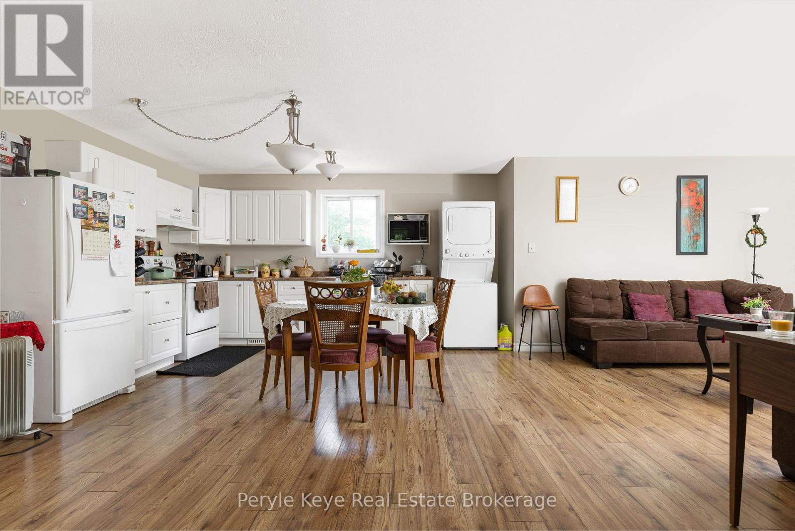 820 Manitoba Street, Bracebridge, Ontario  P1L 1W9 - Photo 32 - X12408357