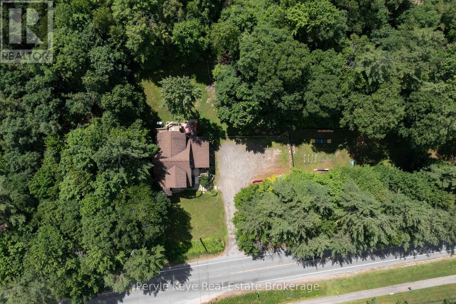 820 Manitoba Street, Bracebridge, Ontario  P1L 1W9 - Photo 6 - X12408357